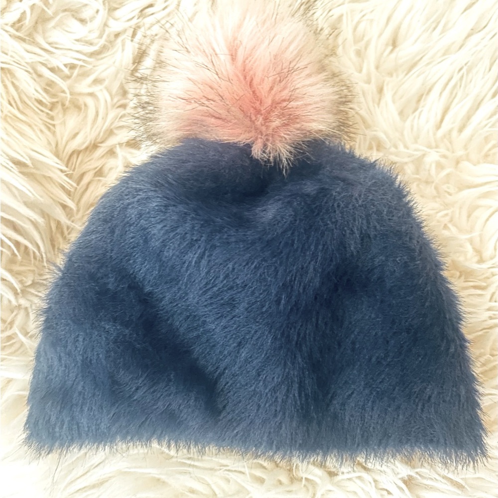 Anthropologie Toque with Pom Pom - Picture 2 of 2